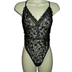 💋 💄 Size Small Sheer Victoria's Secret lingerie Bodysuit Black Lace Thong